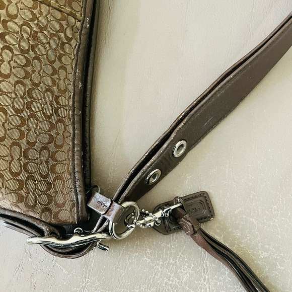 Authentic Coach hobo bag - Picture 16 of 16